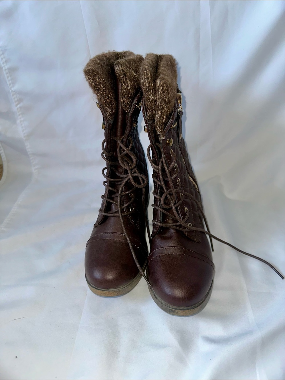 Avia Chicago Brown Quilted Lace Up Combat Boots Sweater Cuff Size 6 - Picture 6 of 7